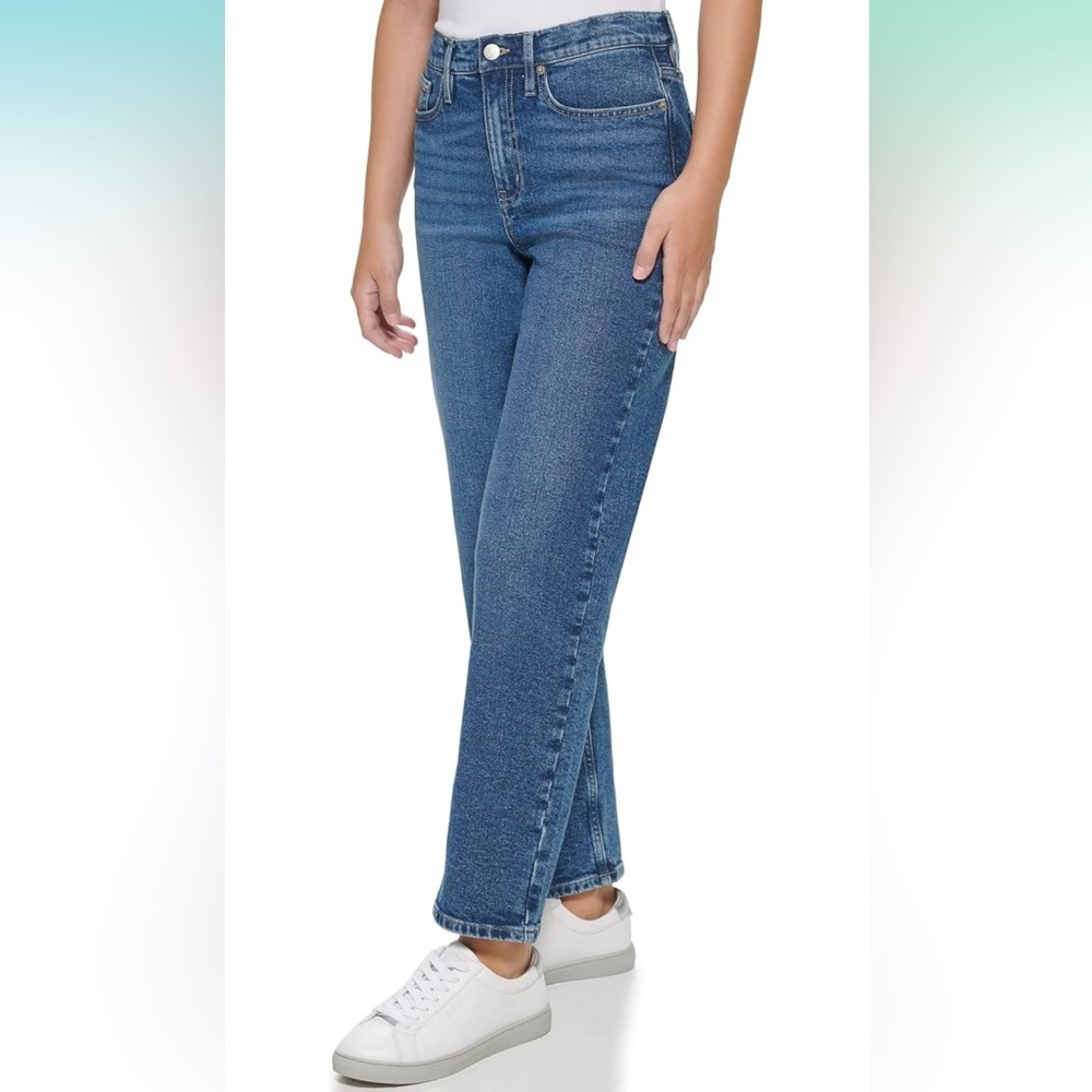 Calvin Klein Women’s High Rise Straight Leg Jeans - Picture 3 of 8